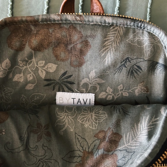 ByTavi Fair Trade Vegan Leather Brown Panha Mini Backpack - NWT - Picture 6 of 8